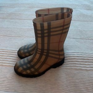 Burberry rainboots toddler sz9